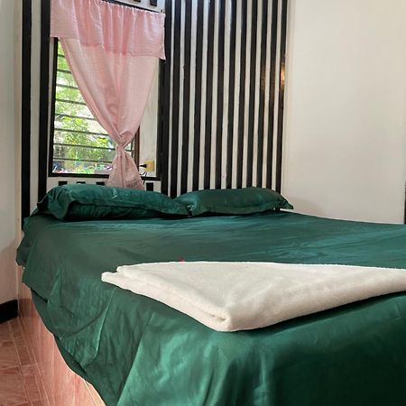 Hutofhappiness Apartment ท้องศาลา ภายนอก รูปภาพ